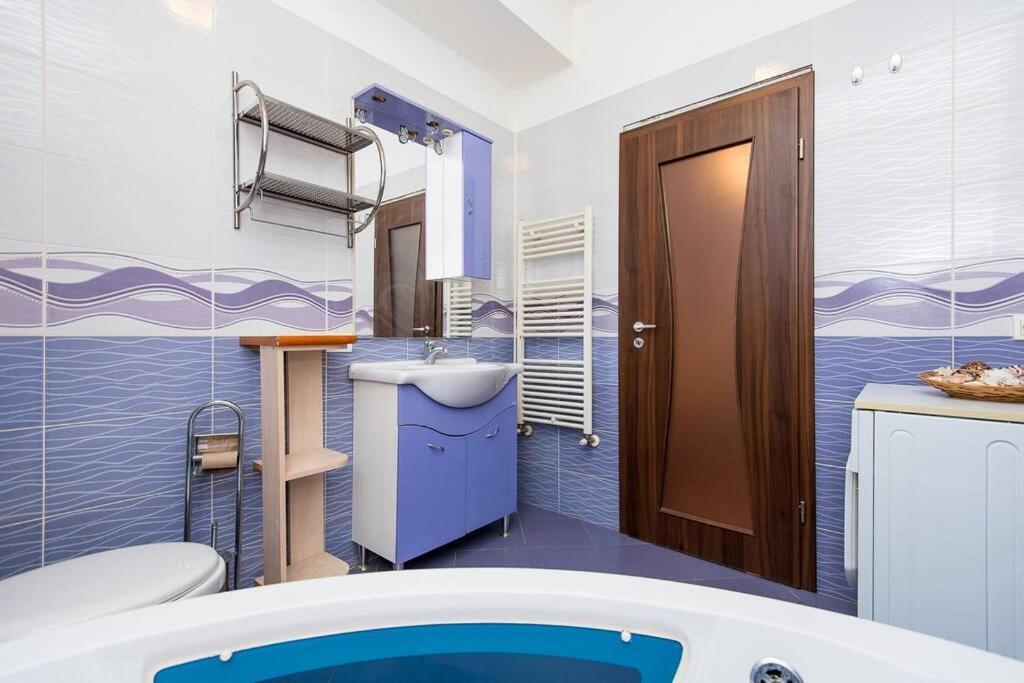 Relaxing Spa Apartment Arad Exterior photo